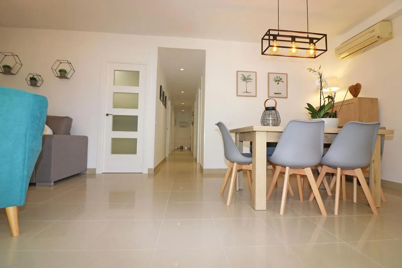Saloutrip - Albert Apartment